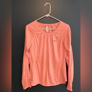North Face Women’s lightweight long sleeve- size: Medium